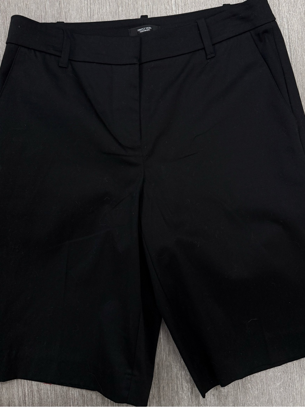 Simply Vera Vera Wang Black Capris